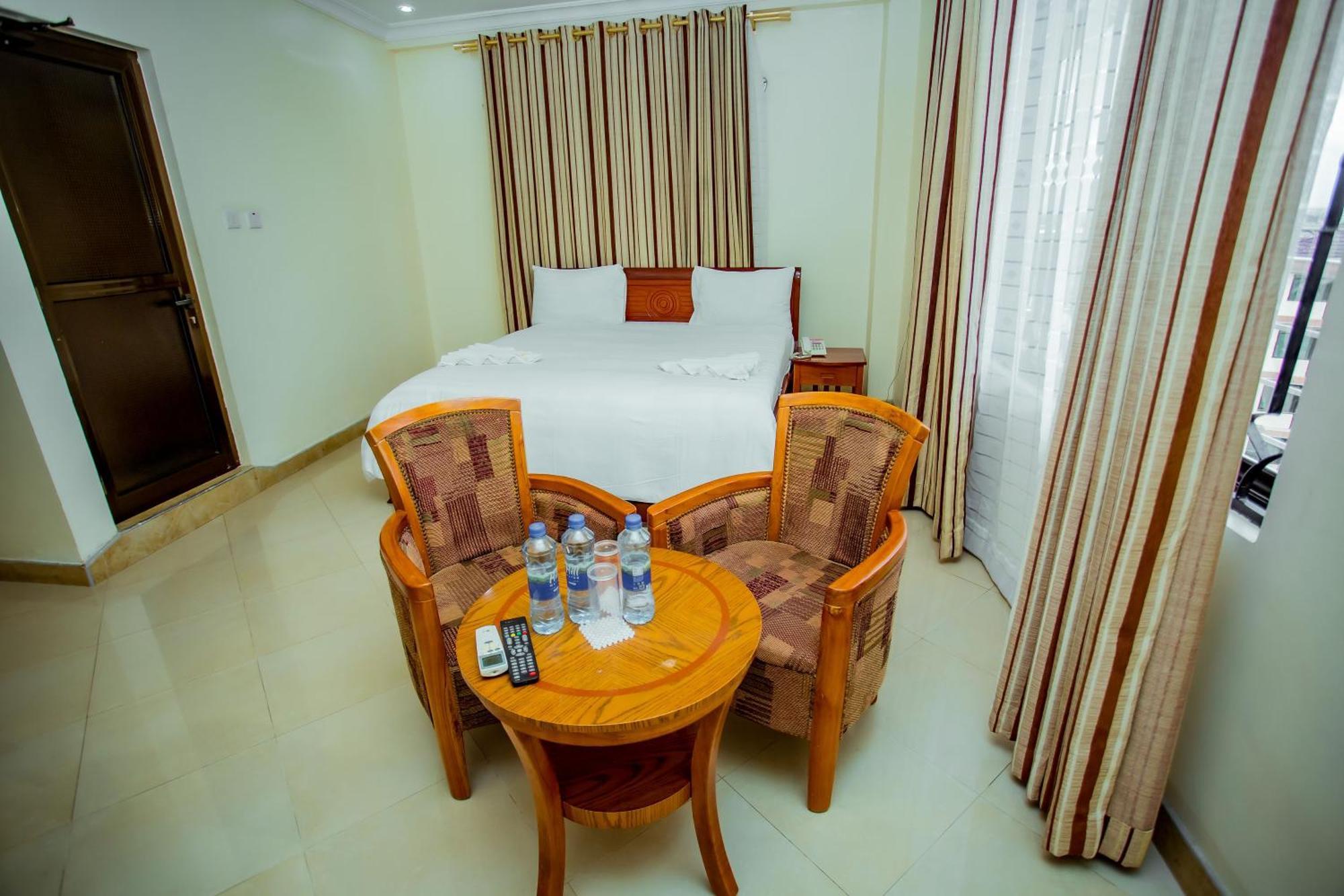 Silver Paradise Hotel Dar es Salaam Ngoại thất bức ảnh