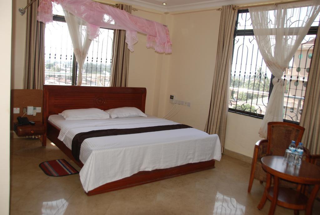 Silver Paradise Hotel Dar es Salaam Ngoại thất bức ảnh